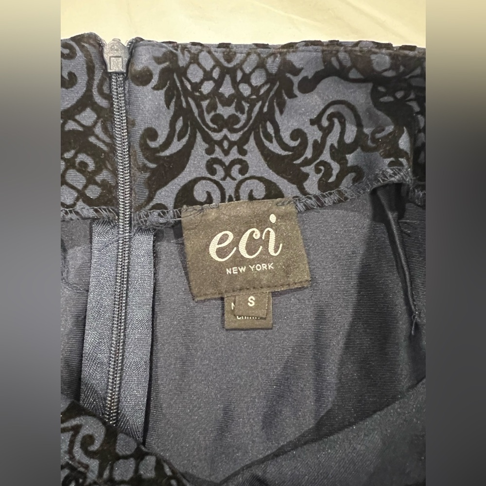 ECI New York pencil skirt size small - Picture 2 of 5